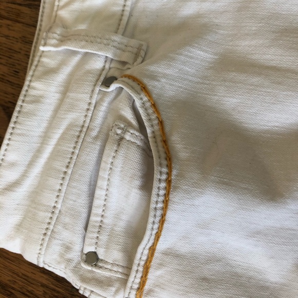 CUSTOMIZED! Hand embroidered Ann Taylor SKirt - Picture 3 of 6